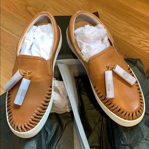 Vince Camuto Kayleena platform slip on sneaker!